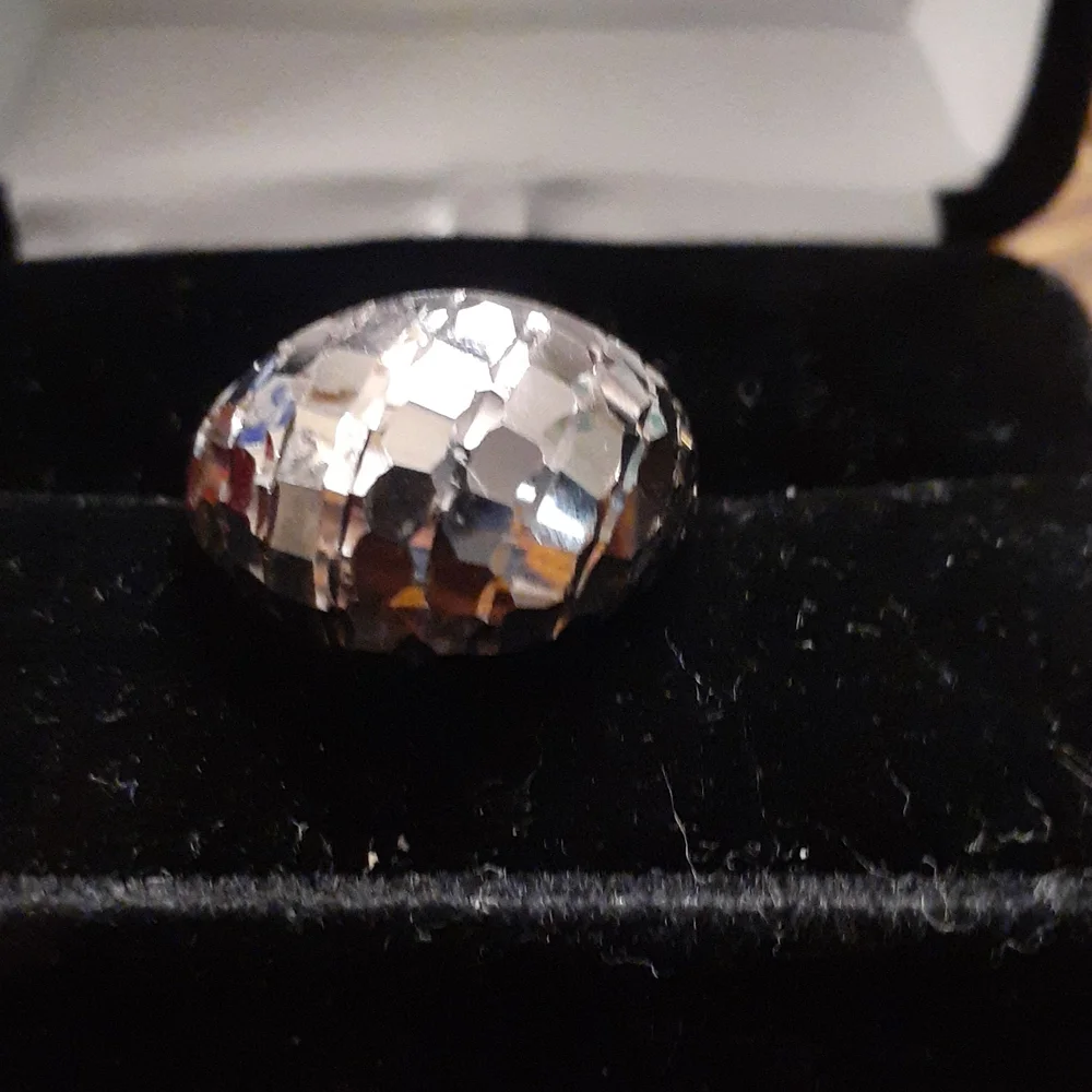 10K WHITE GOLD DIAMOND CUT DOME RING